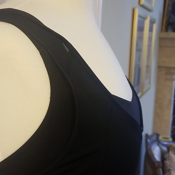 Rare Lululemon w/ Sportsbra - Picture 10 of 14